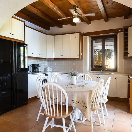 Oia Residence, Private And Peaceful *