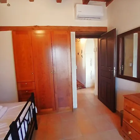 Oia Residence, Private And Peaceful