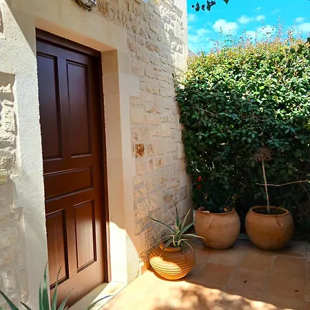 Oia Residence, Private And Peaceful *