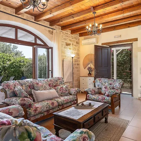 Oia Residence, Private And Peaceful *
