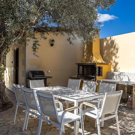 Villa Oia Residence, Private And Peaceful Erfoi